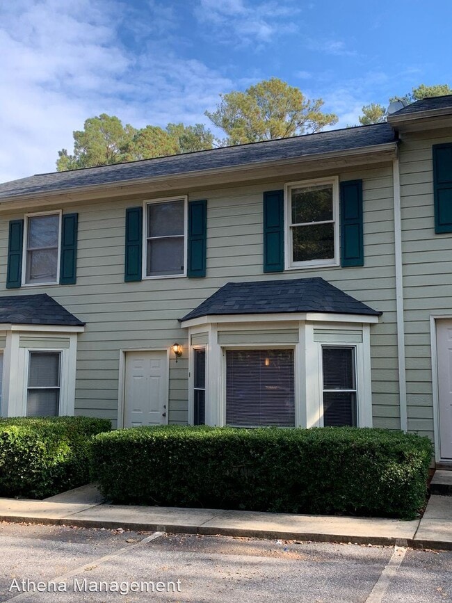 Building Photo - 2 br, 2.5 bath House - 125 Dennis Drive Un...