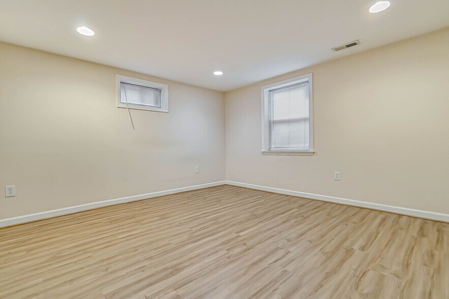 Building Photo - 4827 Indian Ln