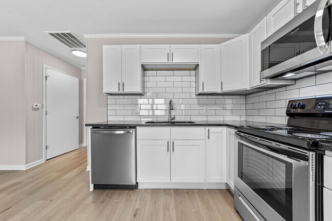 Interior Photo - Villas on 55