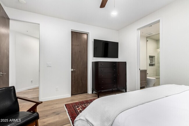 Building Photo - 7485 E Tumbleweed Dr