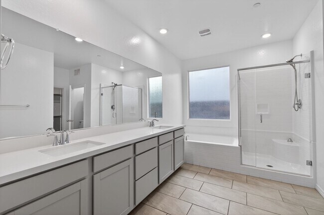 Building Photo - THIS is the HOME you have been waiting for!