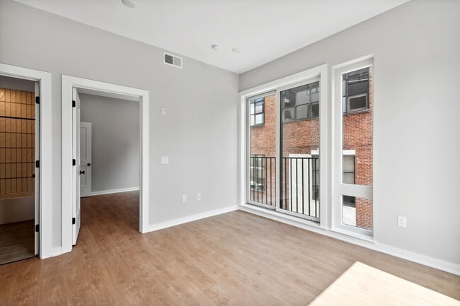 Building Photo - 308 W Chelten Ave