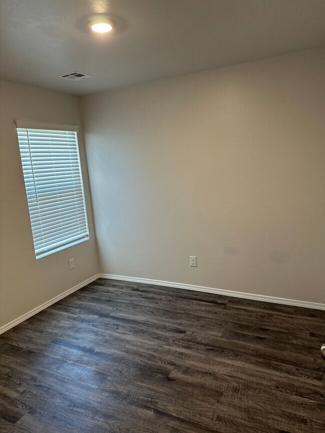 Building Photo - Preleasing Now in Saratoga – Spacious 3 Bedroom, 2 Bath Home