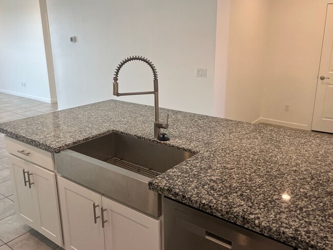 Building Photo - 19915 W Badgett Ln