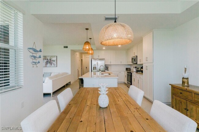 Building Photo - 5651 Double Eagle Cir