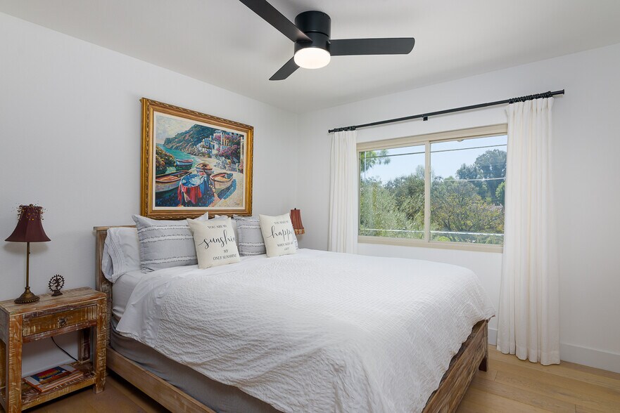Building Photo - 954 Encino Vista Dr