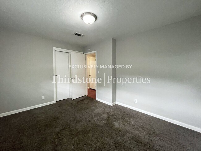 Building Photo - 3390 Jacqueline Dr