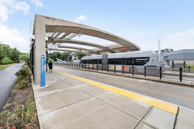 Building Photo - 88 Gerrish Ave