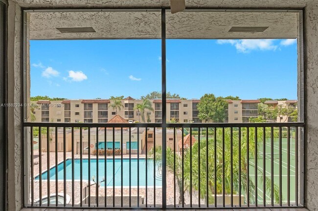 Building Photo - 10501 W Broward Blvd