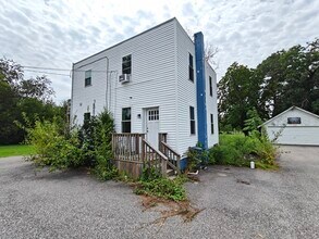 Building Photo - 51 Lakeview Ave