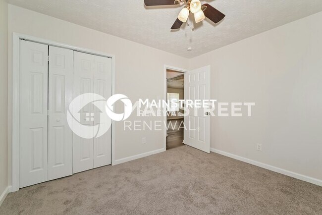 Building Photo - 3 Bedroom Pet-Friendly Home in KNOXVILLE, ...