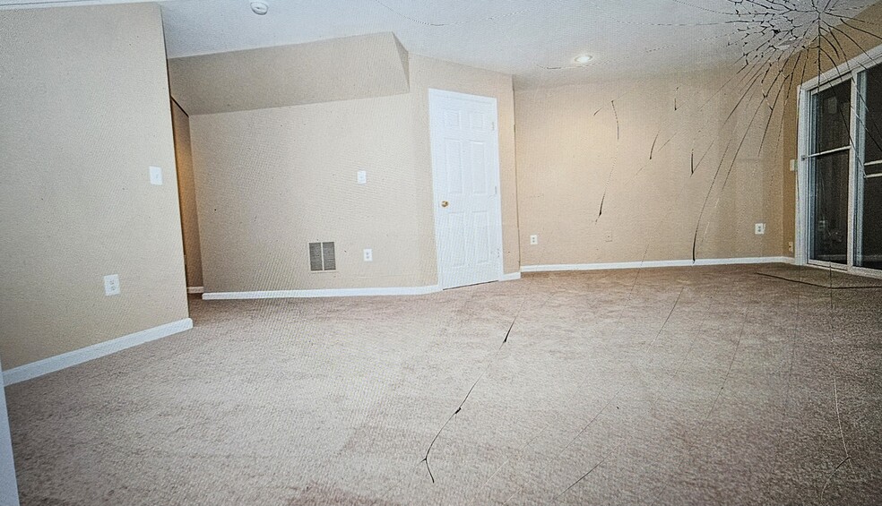 Building Photo - 15766 Nimes Ct