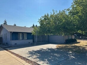 Building Photo - Stockton 3 Bedroom 2 Bathroom Home