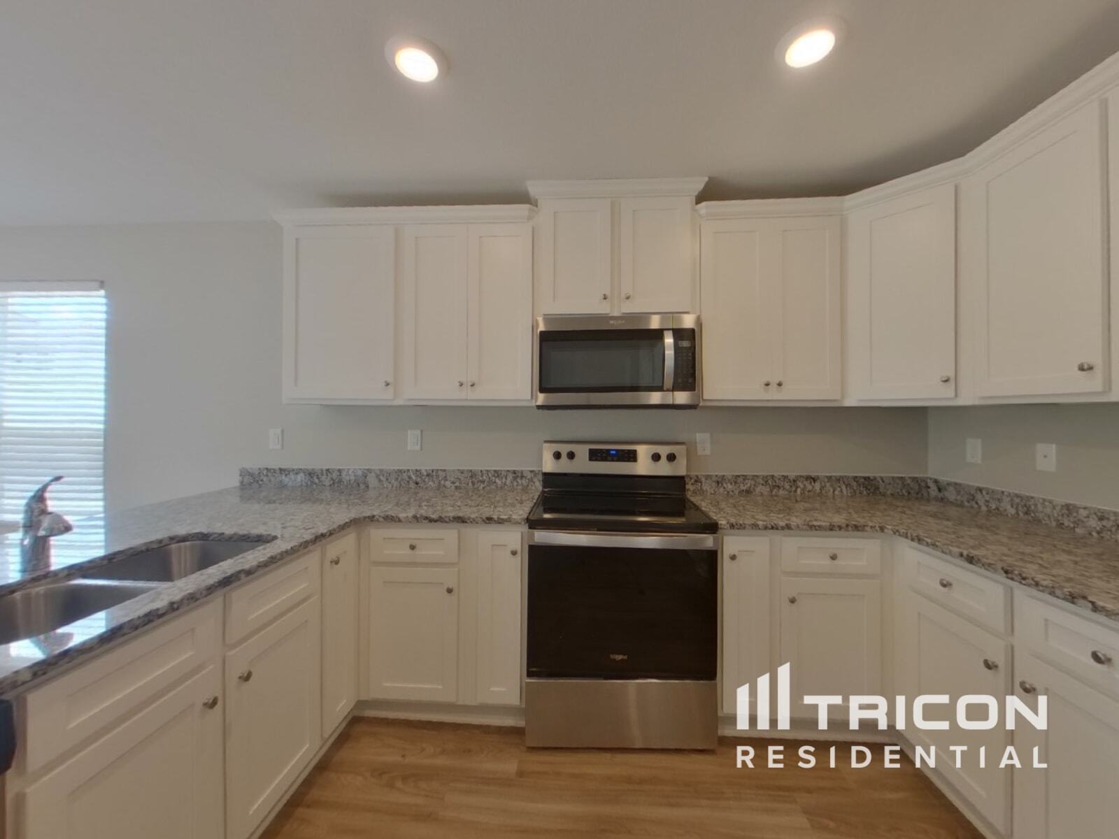 Building Photo - 494 Aubrey Wds Dr