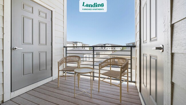 Building Photo - 550 Viridian Dr