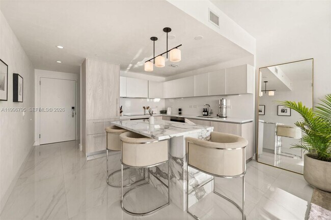 Building Photo - 3131 NE 7th Ave