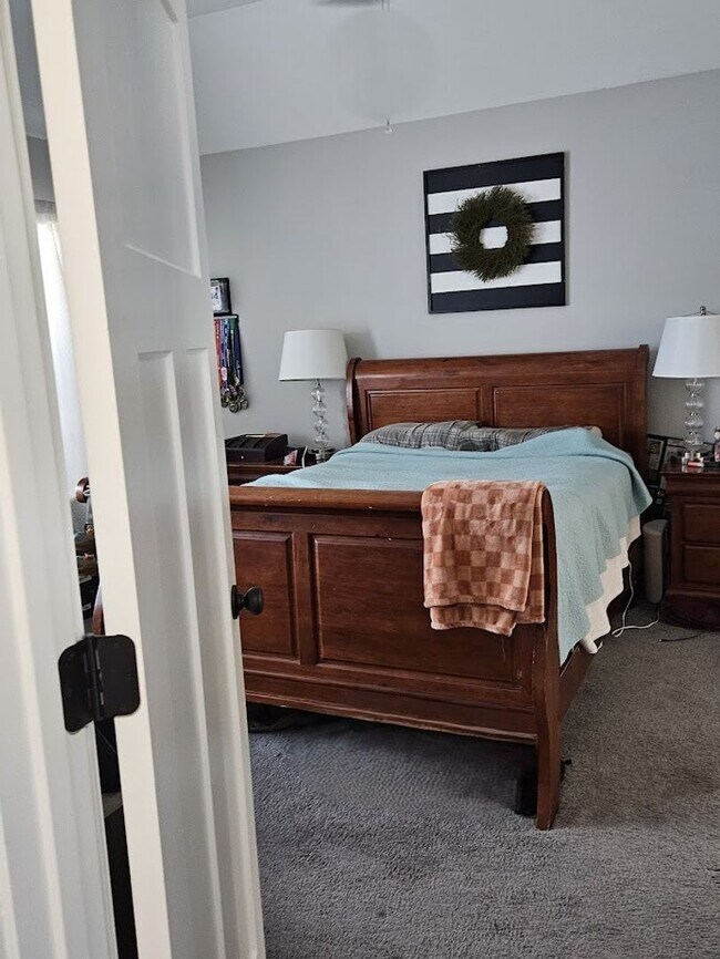 Building Photo - Beautiful 4-bedroom, 2.5- bath home with bonus room, Hedgefield subdivision Prattville, AL.