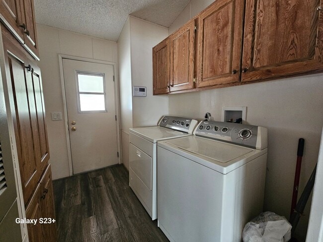 Building Photo - 15300 Palm Dr