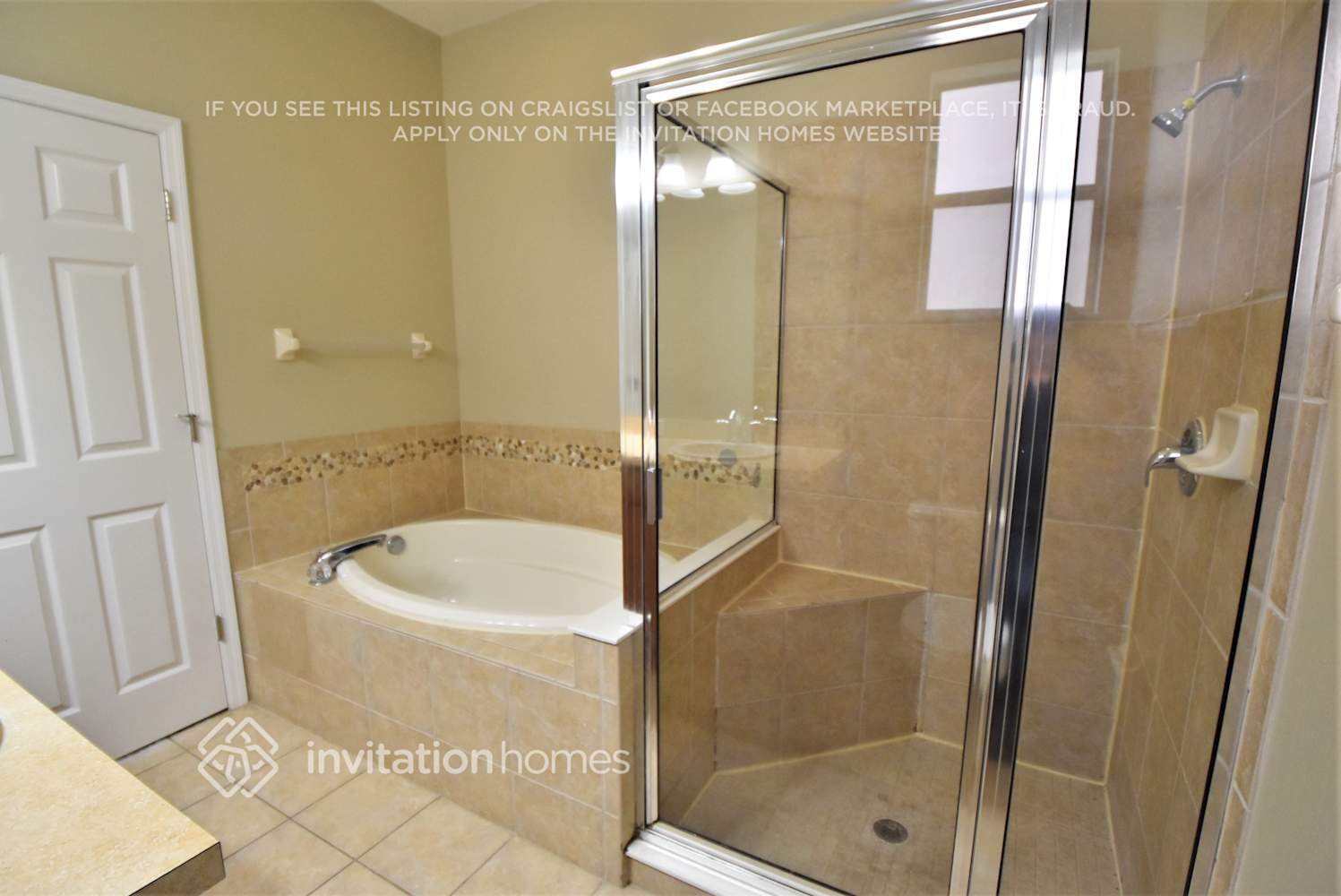 Building Photo - 10305 Greystone Ridge Ct