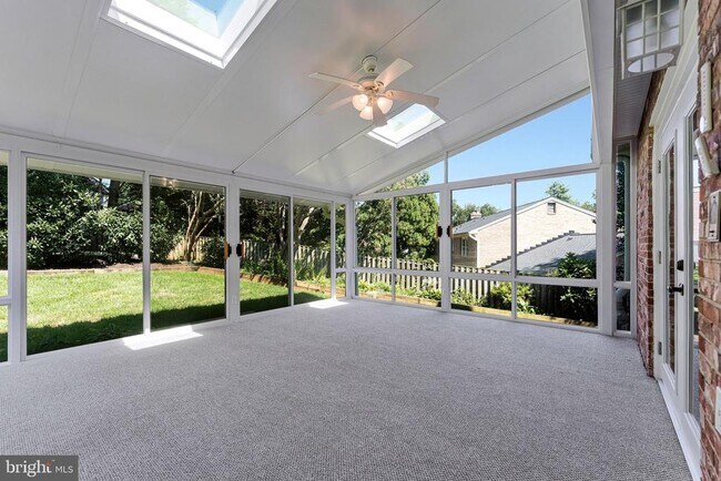 Building Photo - 7730 Falstaff Rd