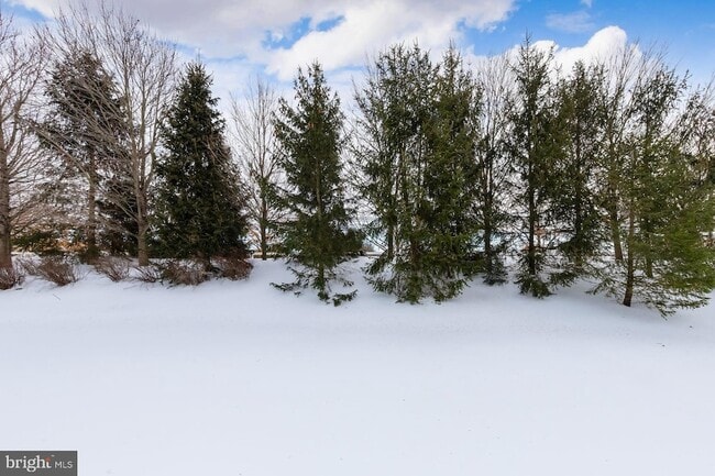 Building Photo - 130 Wesley Dr