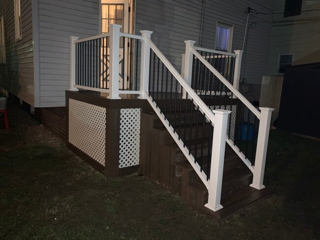 Building Photo - 1307 Idlewood Ave