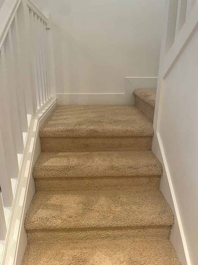 Building Photo - Desirable Langley Home Minutes From Downtowm!