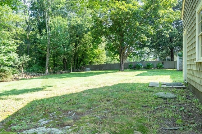 Building Photo - 48 Pleasant St