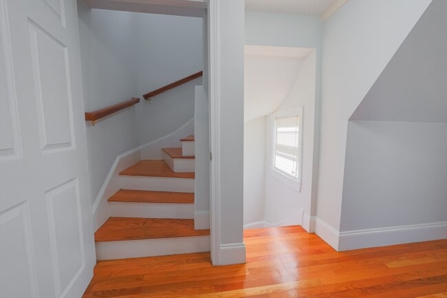 Building Photo - 89 Condor St