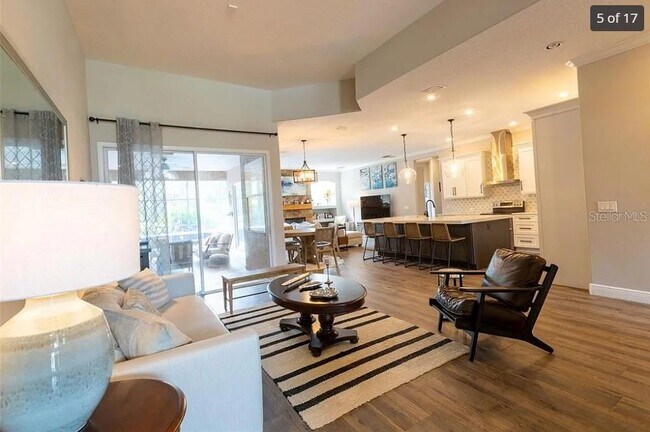 Building Photo - 1084 Shadowmoss Cir