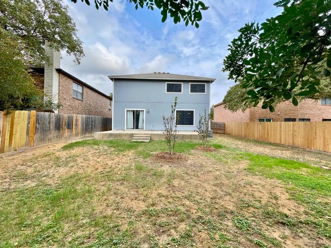 Building Photo - 8858 Roquefort