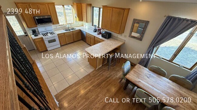 Building Photo - 2399 48th-