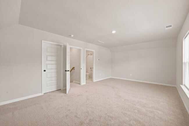 Building Photo - 334 Kindred Spirits Dr