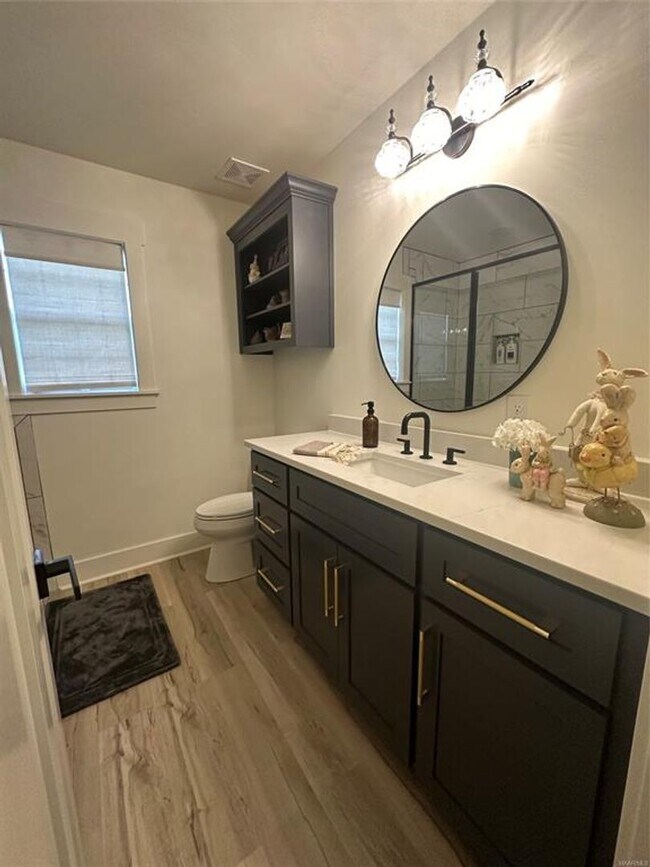 Building Photo - Available December!