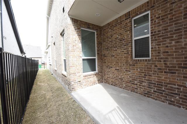 Building Photo - 7112 Royal Liverpool Dr