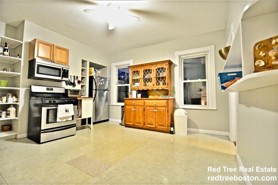 Unit 2 - 201 Hillside St