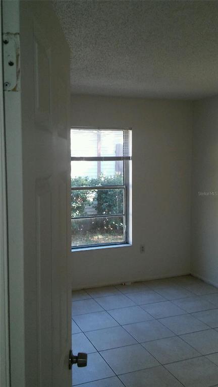 Building Photo - 3648 Meriden Ave