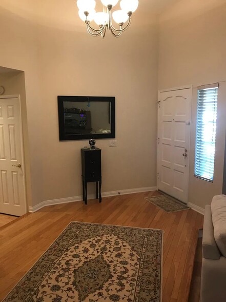 Building Photo - 3649 Birdsong Ave