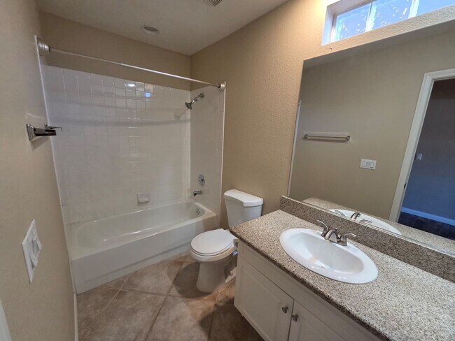 Building Photo - Single-Story 3 Bed / 2.5 Bath Home w/ Private Pool, Spa