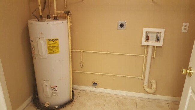 Building Photo - 2649-2651 Market St