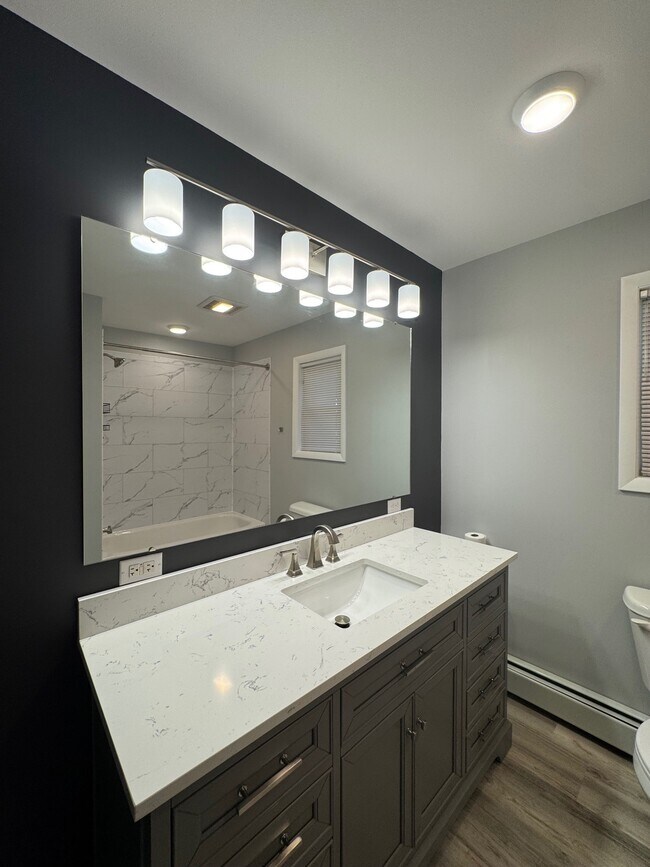 Building Photo - 2613 Southridge Dr
