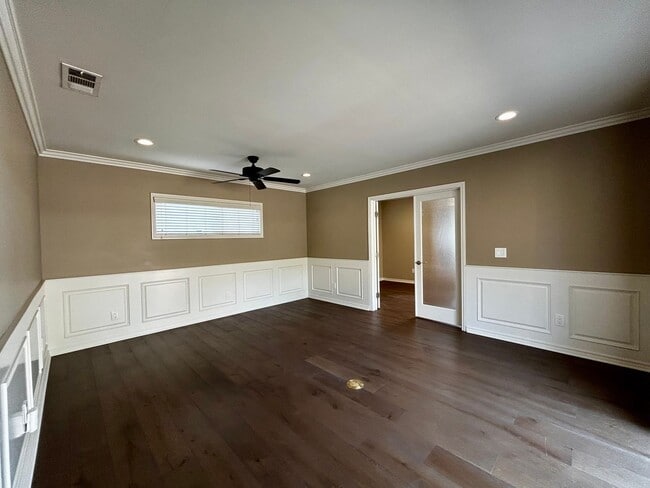 Building Photo - A home that has all the best of California Living!