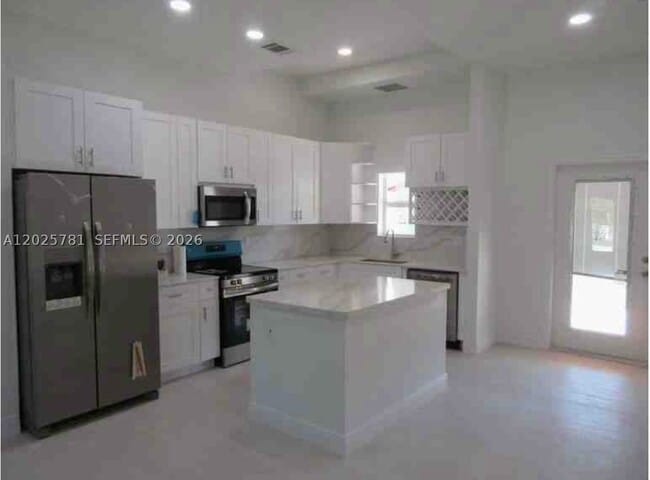 Building Photo - 17608 Key Lime Blvd