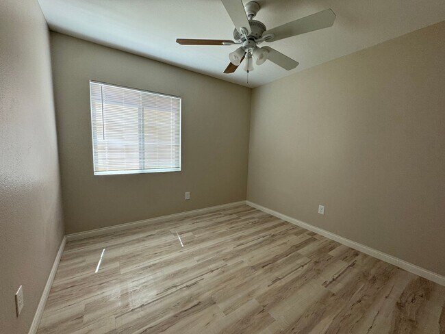Building Photo - 25060 Steiner Dr