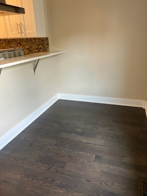 Building Photo - 3348 W Warner Ave