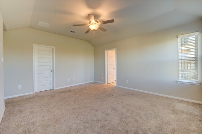 Building Photo - 1207 Cascade Hls Dr