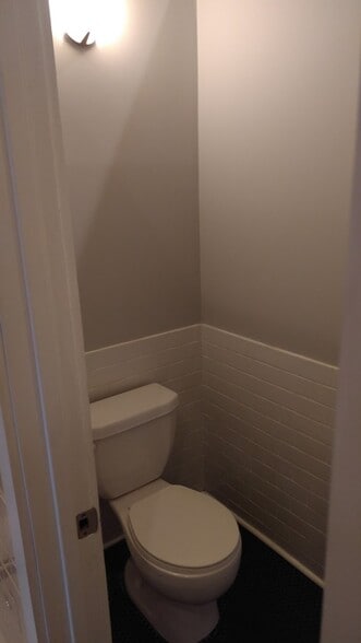 Master Bathroom - 100 W Market St