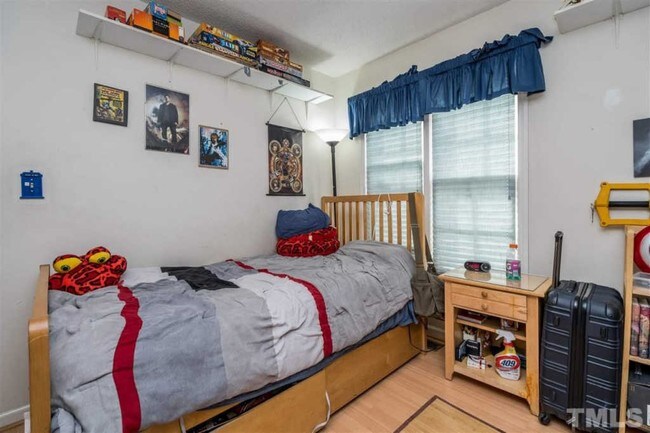 Building Photo - 1728 Kingston Heath Way