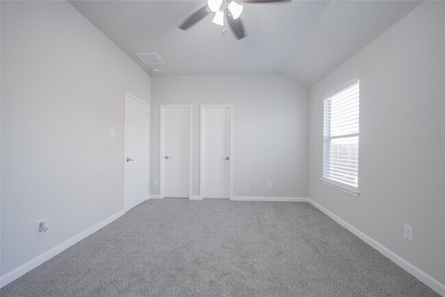 Building Photo - 2706 Star Peak Dr