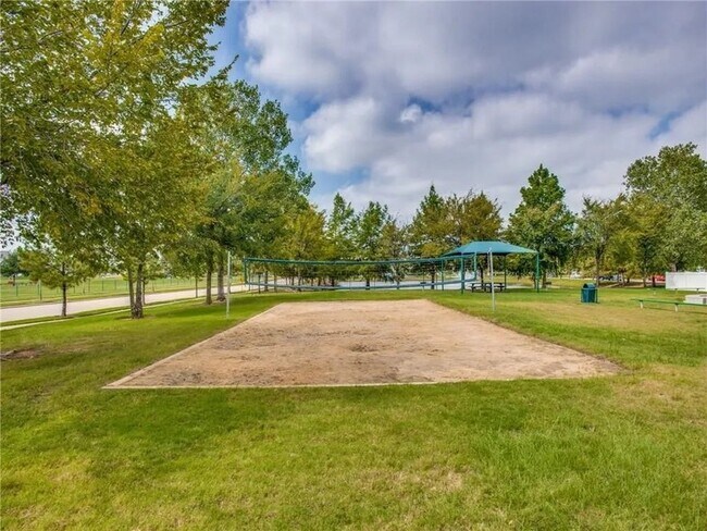 Building Photo - 8912 Cranston Ct